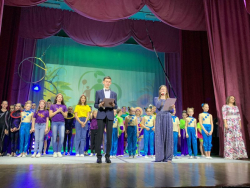 Концертная программа «С теплом и лаской к человеку».